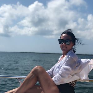 Meet your Posher, Ana